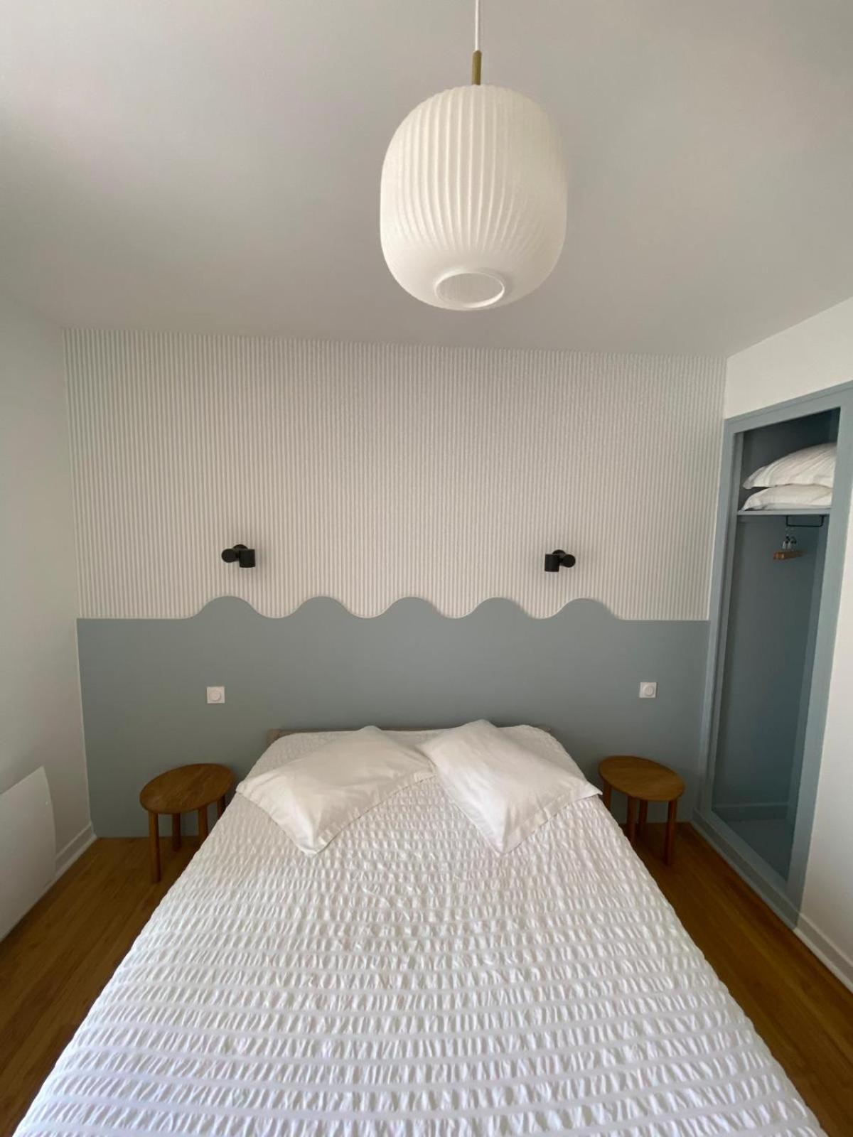 Hotel Les Voisins Beaucemaine Ploufragan Zimmer foto