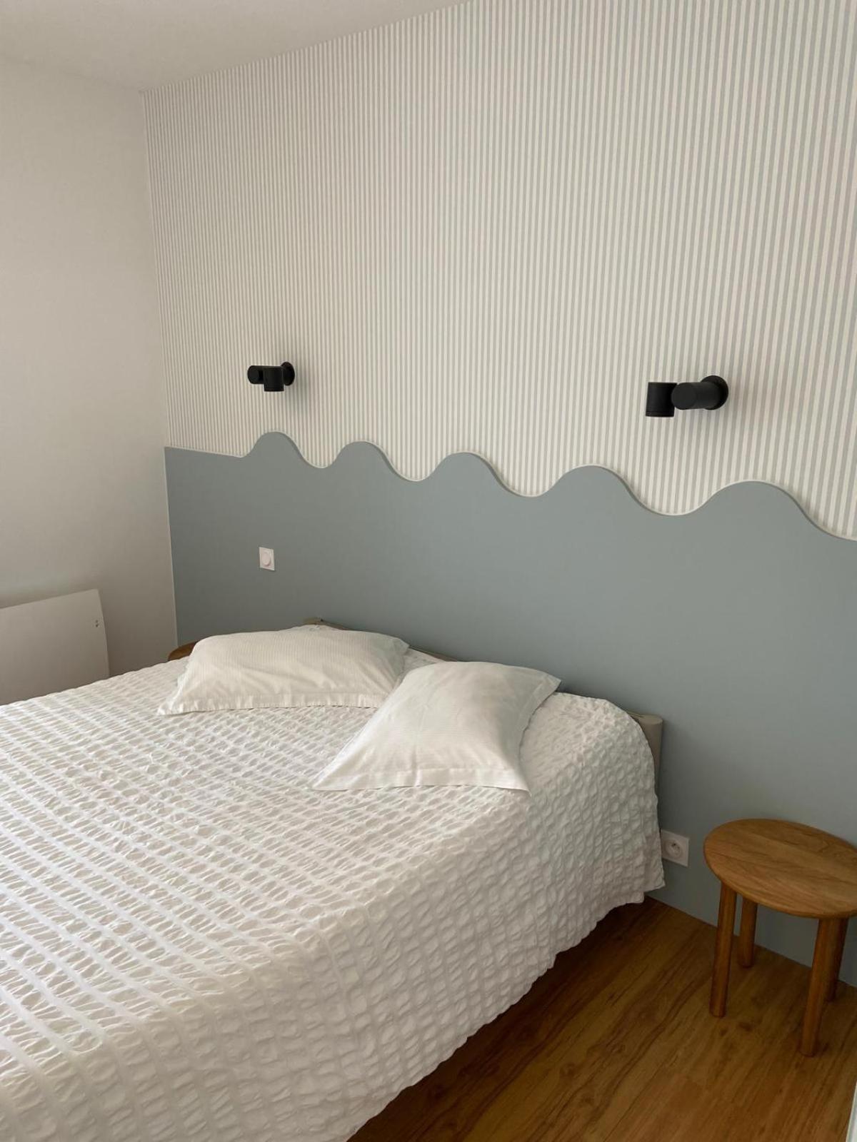 Hotel Les Voisins Beaucemaine Ploufragan Zimmer foto